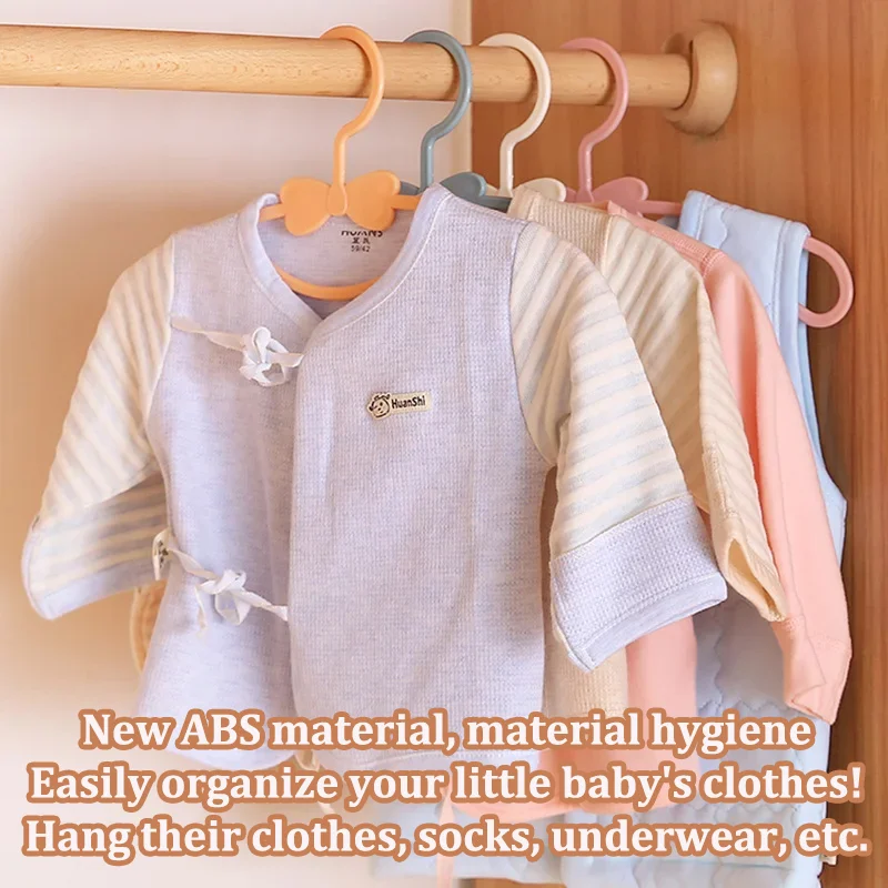 ベビーハンガー 10個入り 子供服ハンガー ラックディスプレ - Baby Clothing Hanging Rack のレビューと価格