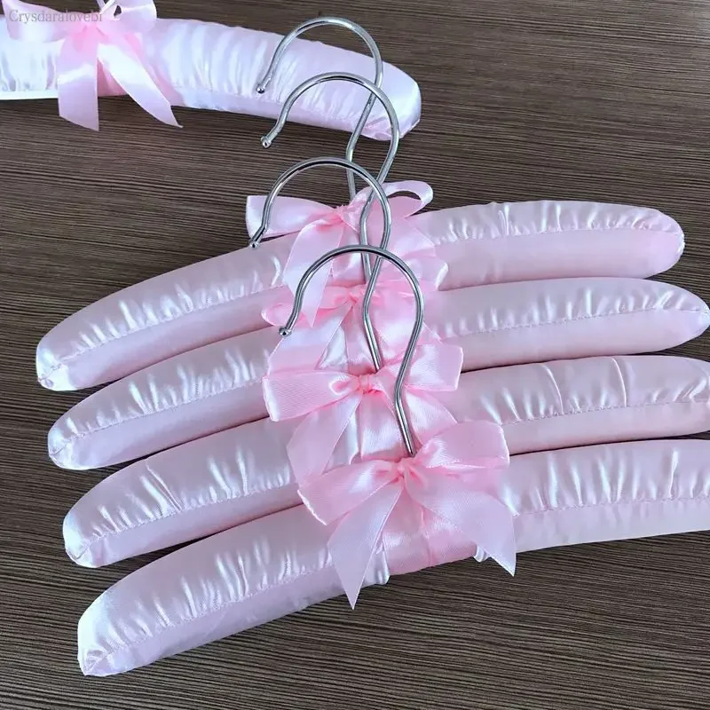 ベビー服カラフルハンガー吊り下げフックシルク小型プラスチック - Baby Clothing Hanging Rack のレビューと価格