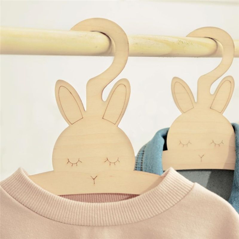 ABJI-20PCS かわいい木製ハンガー 壁掛けコートラッ - Baby Clothing Hanging Rack のレビューと価格