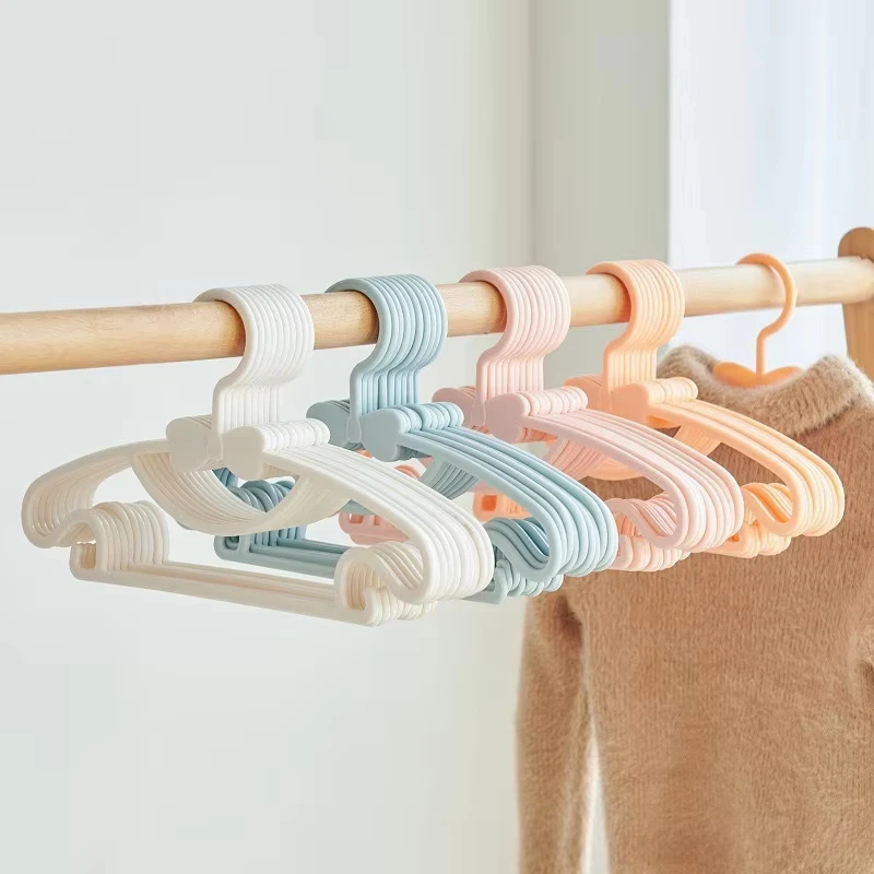 10 個ベビー服ハンガーラックポータブルプラスチックタオルデ - Baby Clothing Hanging Rack のレビューと価格
